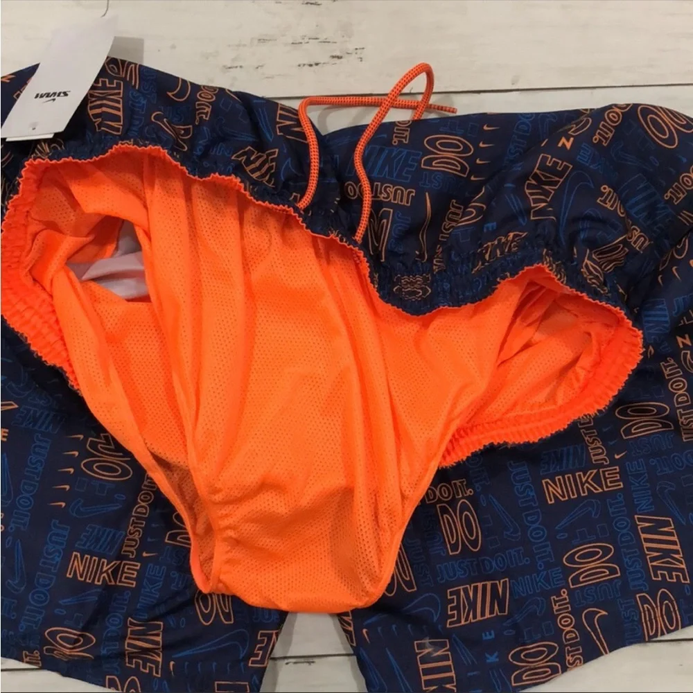 NIKE | Men’s Swim Trunks